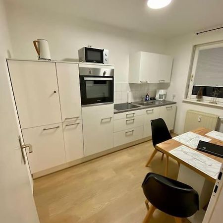 Stilvolle Ferienwohnung Mit Stellplatz Wlan Free Netflix Naehe Bahnhof Цвікау Екстер'єр фото